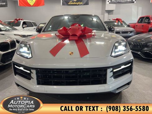 Used 2025 Porsche Cayenne S AWD/4WD image 51