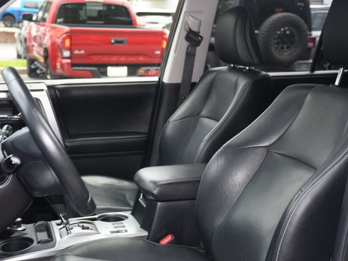 Used 2019 Toyota 4Runner Limited AWD/4WD image 13