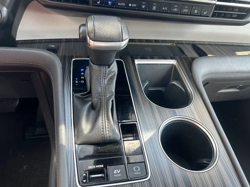 Certified 2023 Toyota Sienna Limited AWD/4WD image 25