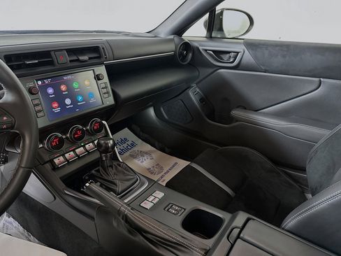 Used 2023 Toyota GR86 Premium image 22