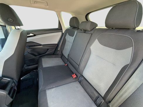 Used 2022 Volkswagen Taos S FWD image 19