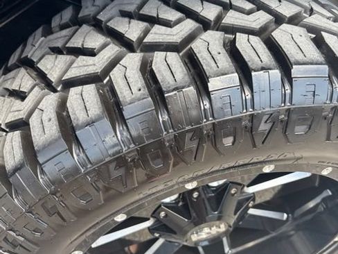 Used 2012 Jeep Wrangler Unlimited Rubicon AWD/4WD image 32
