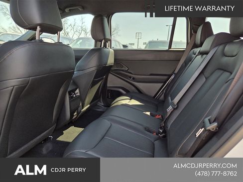New 2026 Jeep Cherokee Limited AWD/4WD image 10