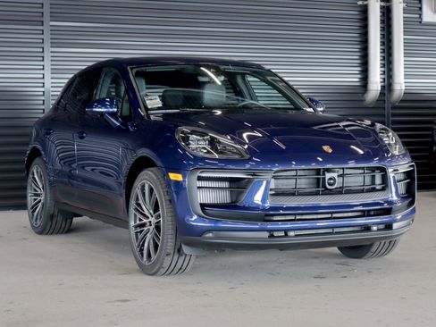 New 2026 Porsche Macan S image 8