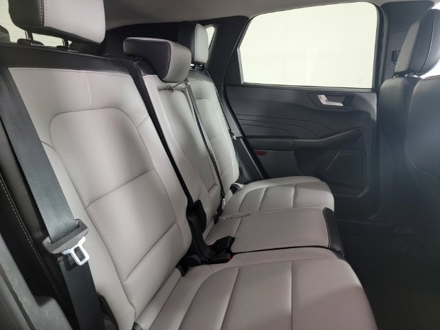 Certified 2023 Ford Escape Platinum AWD/4WD image 17