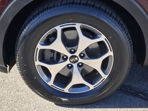Used 2020 Kia Telluride EX w/ Towing Package FWD image 10