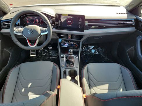 New 2026 Volkswagen Jetta GLI Autobahn image 9