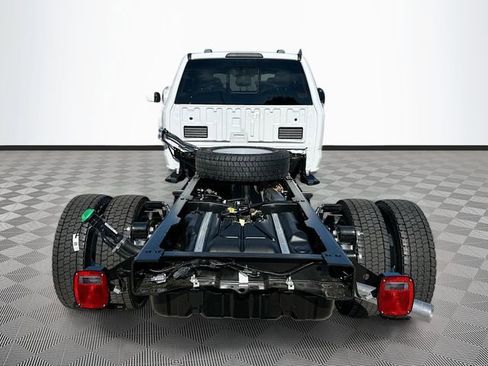 New 2026 Ford F550 4x4 Supercab Super Duty image 5