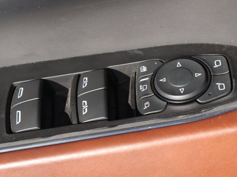 Used 2024 GMC Sierra 2500 Denali Ultimate image 18