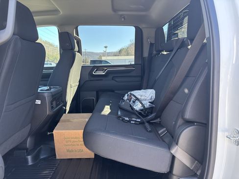 New 2026 Chevrolet Silverado 3500 LT w/ Convenience Package image 24