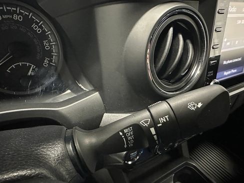 Used 2021 Toyota Tacoma TRD Off-Road w/ Technology Package AWD/4WD image 22