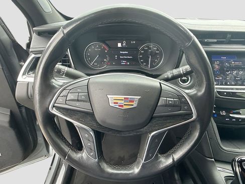 Used 2023 Cadillac XT5 Premium Luxury AWD/4WD image 12