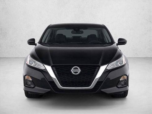 Used 2021 Nissan Altima 2.5 SL FWD image 2