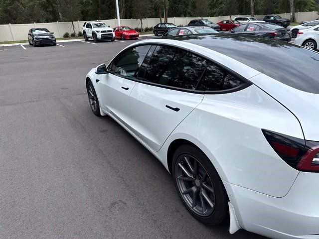 Used 2021 Tesla Model 3 Standard Range Plus RWD image 7