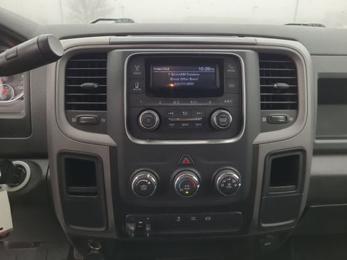 Used 2018 RAM 2500 Tradesman w/ Chrome Appearance Group image 24