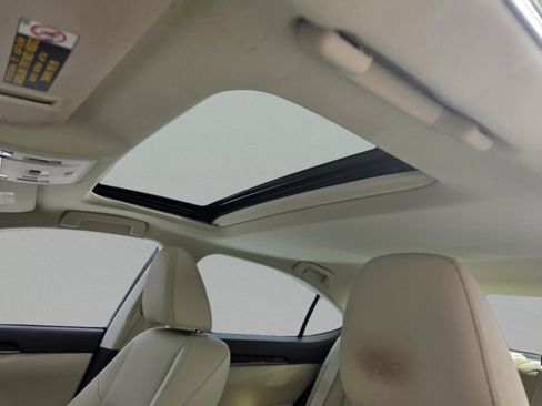 Used 2017 Lexus ES 350 image 15