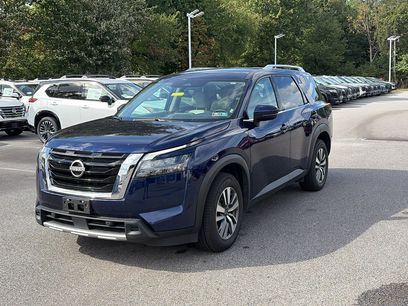 Certified 2025 Nissan Pathfinder SL
