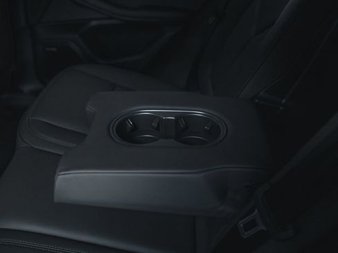 New 2025 Porsche Macan image 29