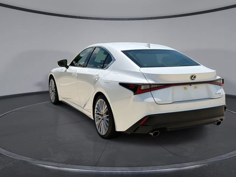 Used 2024 Lexus IS 300 w/ Premium Package RWD image 10