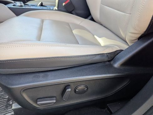 Used 2021 Ford Escape SEL image 27