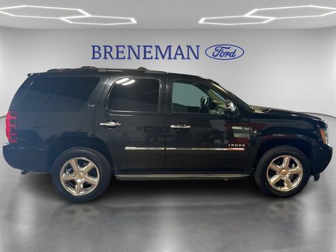 Used 2013 Chevrolet Tahoe LTZ AWD/4WD image 4