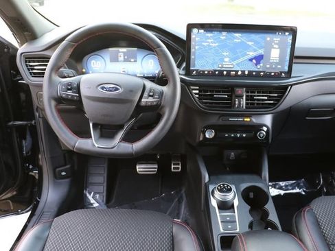 Used 2024 Ford Escape ST-Line Select w/ Tech Pack #2 AWD/4WD image 19