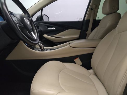 Used 2017 Buick Envision Essence FWD image 17