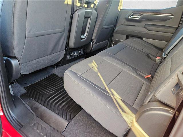 New 2026 GMC Sierra 1500 SLE w/ X31 Off-Road Package AWD/4WD image 15