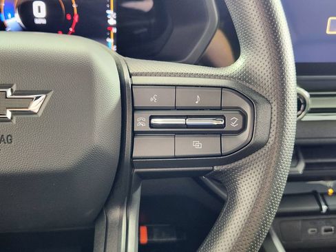 Used 2023 Chevrolet Colorado Trail Boss AWD/4WD image 19