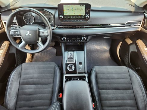 Used 2023 Mitsubishi Outlander SE AWD/4WD image 20