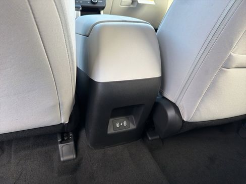 New 2026 Hyundai Tucson SE image 16