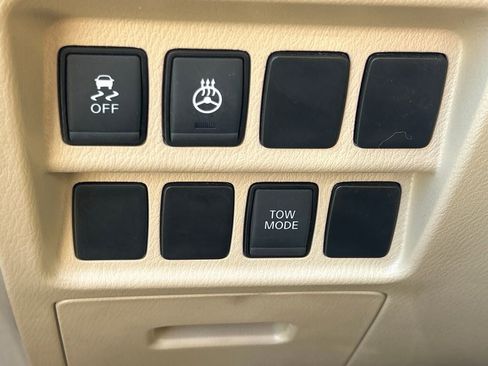 Used 2018 Nissan Pathfinder SV w/ SV All Weather Package image 26