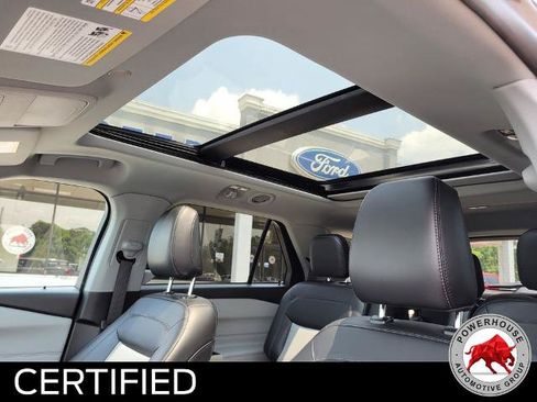 Certified 2022 Ford Explorer XLT w/ Equipment Group 202A RWD image 25