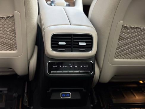 Used 2026 Mercedes-Benz GLS 450 4MATIC image 53