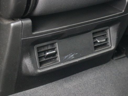 Used 2022 Chevrolet Silverado 2500 Custom w/ Custom Convenience Package image 32