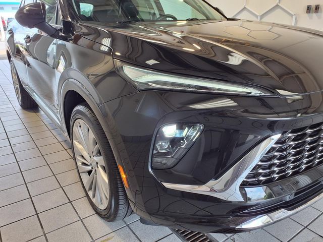 Used 2025 Buick Envision Avenir AWD/4WD image 27