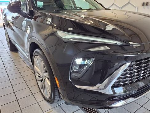 Used 2025 Buick Envision Avenir AWD/4WD image 27