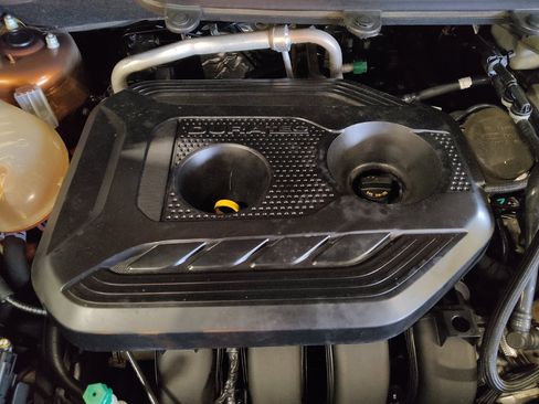 Used 2019 Ford EcoSport SE AWD/4WD image 30