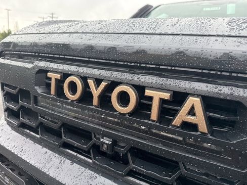 New 2025 Toyota Tacoma Trailhunter image 30