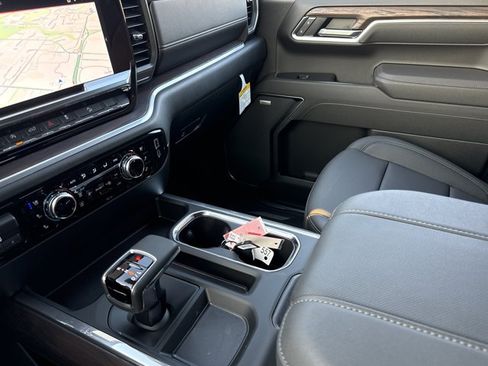New 2026 GMC Sierra 1500 SLT AWD/4WD image 24