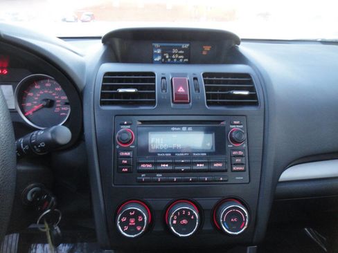 Used 2015 Subaru Forester 2.5i Premium w/ All-Weather Package image 15