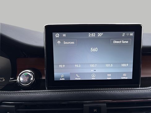 Used 2022 Lincoln Corsair Reserve image 17