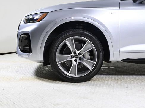 Certified 2025 Audi Q5 2.0T Premium w/ Convenience Plus Package image 23