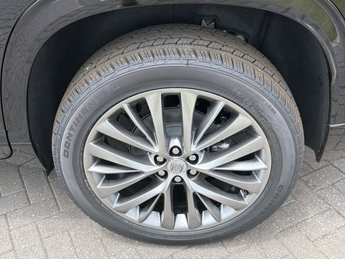 New 2026 Buick Enclave Avenir w/ Super Cruise Package FWD image 34