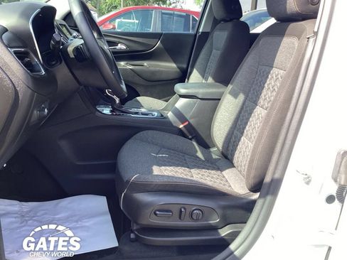 Used 2023 Chevrolet Equinox LT AWD/4WD image 13