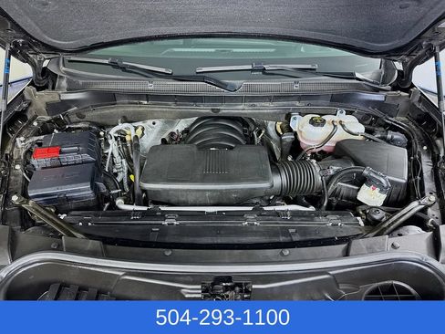 Used 2025 Chevrolet Suburban LT RWD image 33