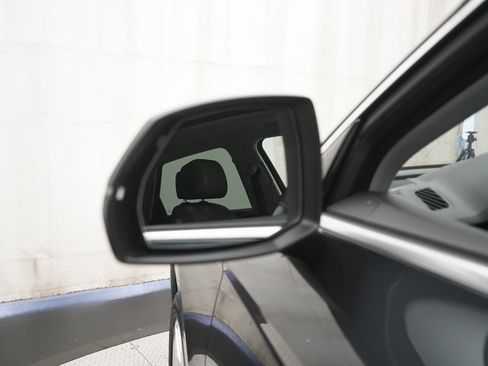 Used 2018 Audi Q5 2.0T Premium Plus w/ Premium Plus Package image 17