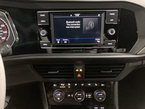 Used 2020 Volkswagen Jetta R-Line w/ R-Line Cold Weather Package image 12