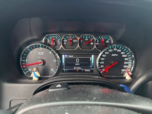 Used 2017 Chevrolet Tahoe LT AWD/4WD image 6