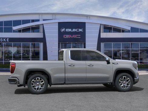 Used 2025 GMC Sierra 1500 SLE image 29
